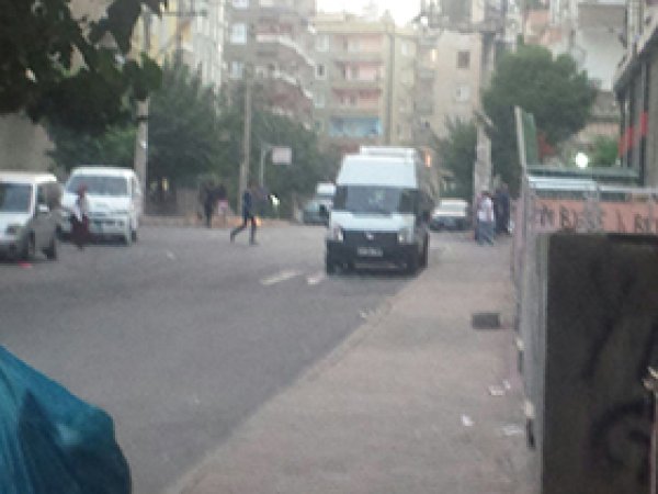 Diyarbakır'da çatışma: 1 sivil yaralandı