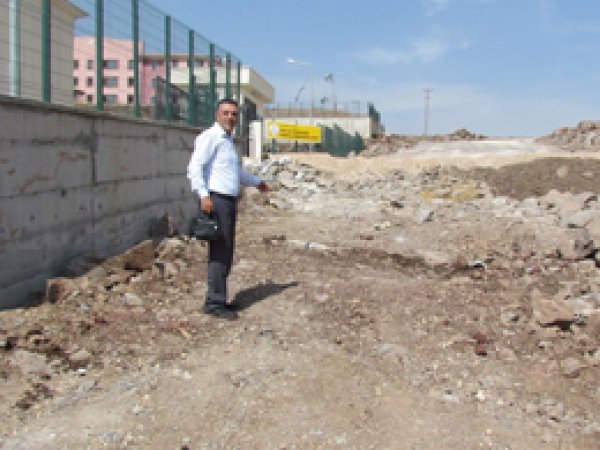 Siverek'te eğitim sorunlarla başladı