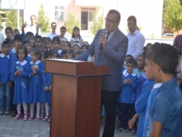 Hilvan'da yeni eğitim-öğretim yılı töreni yapıldı