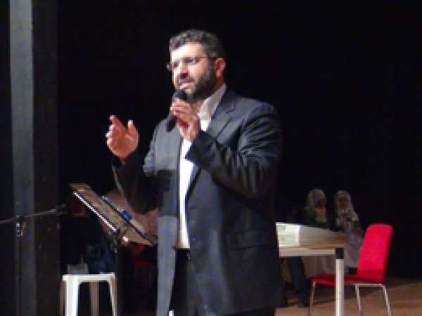 'İnsanlık o kutlu nebiyi anlamaya muhtaçtır'