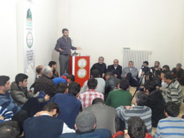 Hayrın Yolcuları’ndan İslami bilinç semineri