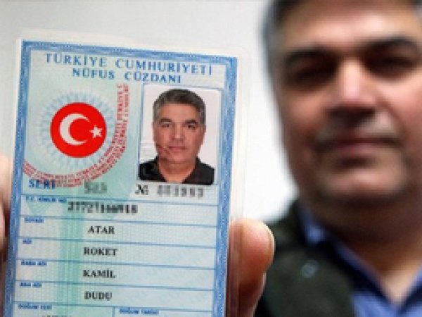 Adı soyadı başına dert oldu