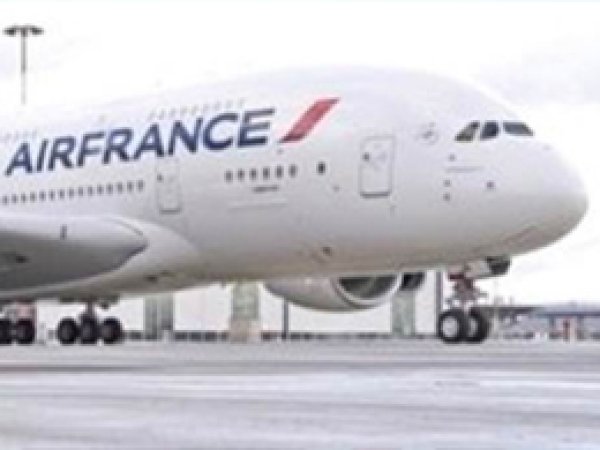 Fransa İran'a 118 Airbus yolcu uçağı sattı
