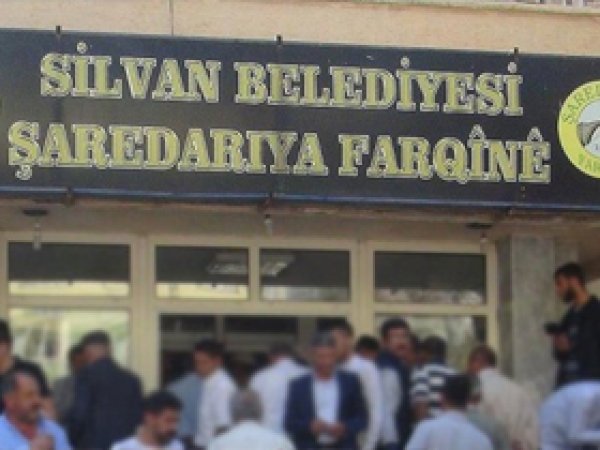 Silvan Belediyesinde 25 kişi işten çıkarıldı