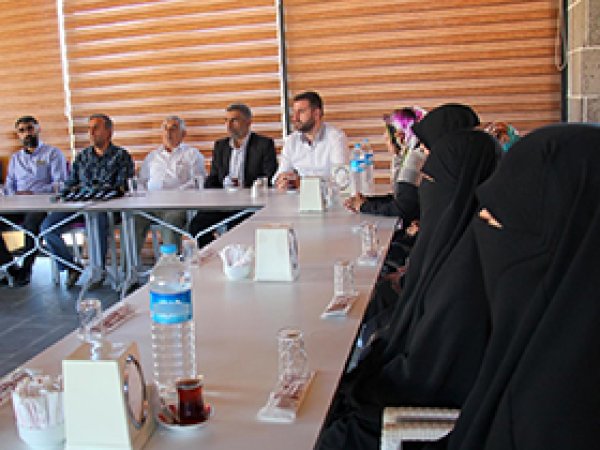Hizbullah'a yönelik hukuk skandallarını anlattı