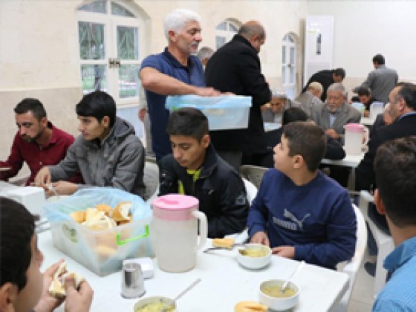 'Gençler sabah namazında buluştu'