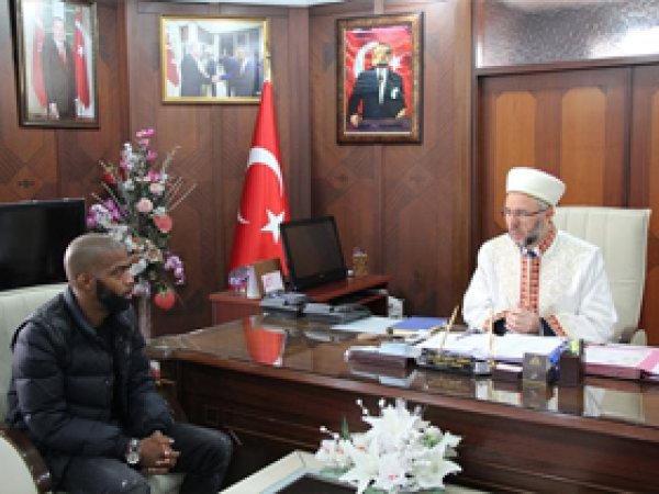 Fransız Jean-Juc Müslüman oldu