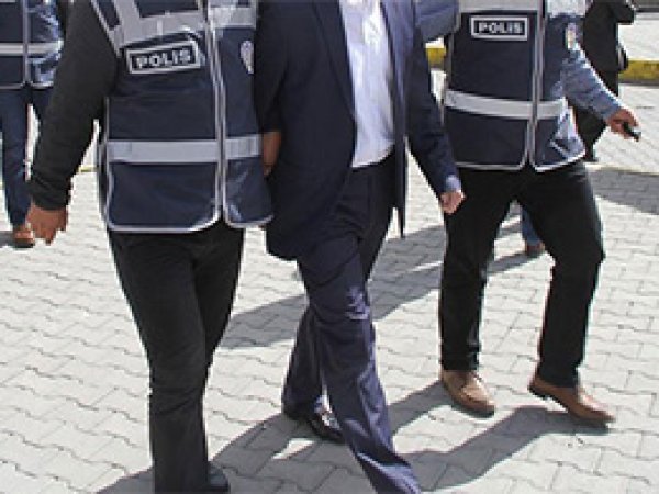 Iğdır Üniversitesi Rektörüne FETÖ gözaltısı