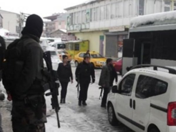 Muş'ta HDP ve DBP’ye baskın: 22 gözaltı