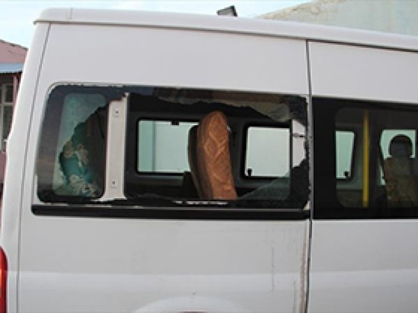 PKK köy minibüsünü taradı: 4 ölü