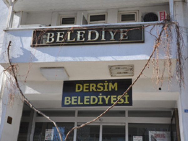 Tunceli Belediyesi Eş Başkanlarına gözaltı