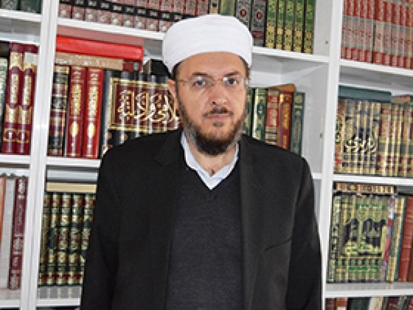 Şeyh Abdülkerim: Kimse kimseyi sevmiyor