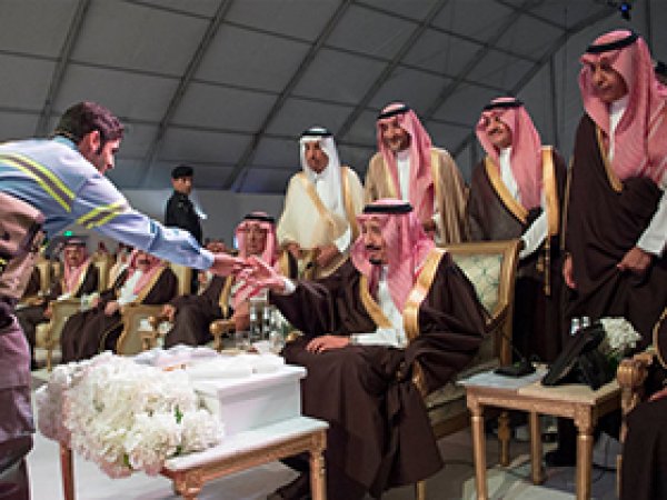 ARAMCO'dan 43,7 milyar dolarlık projeler