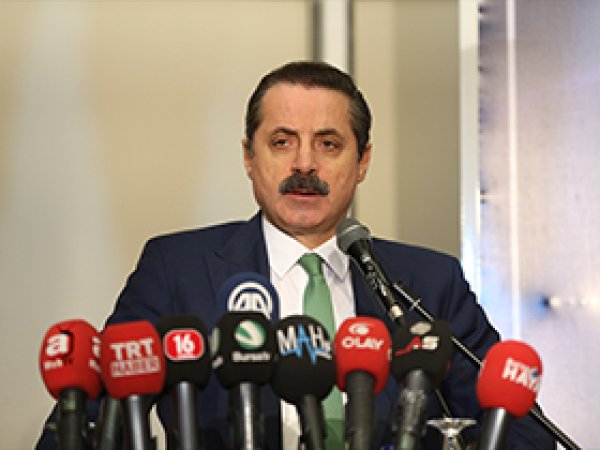 Bakan Çelik: Milletvekilleri tutuklanmamalı