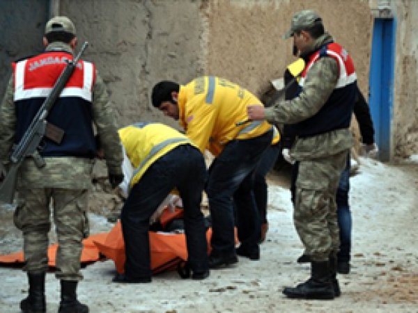 Nusaybin'de otomobilde ceset bulundu
