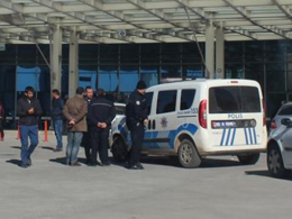 Kahta'da minibüsçüler kavga etti: 9 yaralı