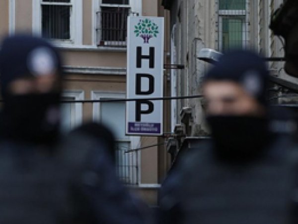 HDP'ye operasyon 199 kişi gözaltına alındı