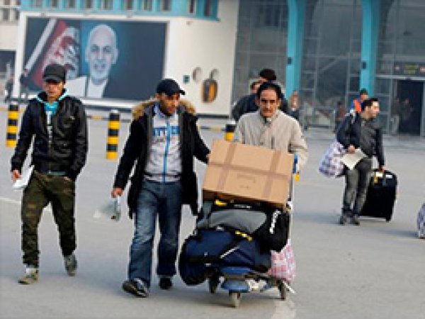 Almanya Afgan Mültecilerini sınır dışı etti