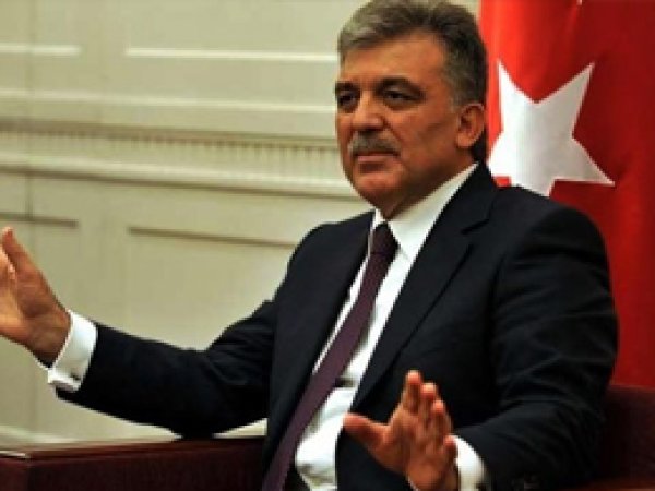 Abdullah Gül'e 27 FETÖ Sorusu
