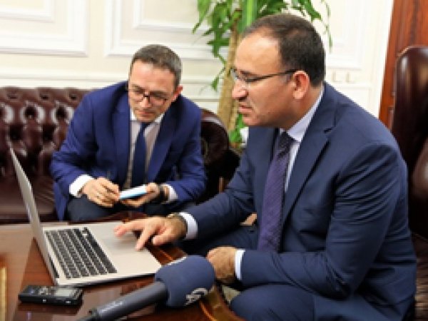 Adalet Bakanından 'Sosyal Medya' uyarısı