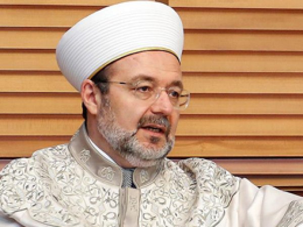 'Dini kitaplar dağıtılmadan bize sorulsun'
