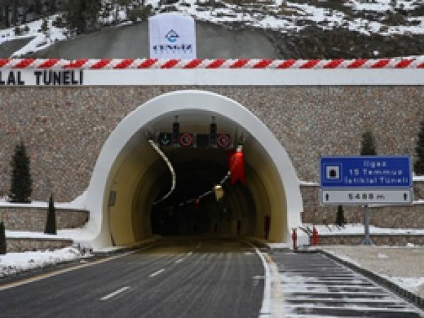 Ilgaz 15 Temmuz İstiklal Tüneli açıldı