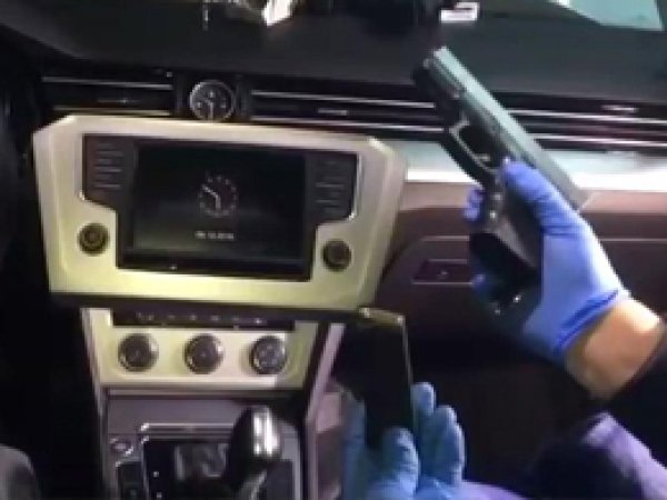 Uzaktan kumandalı gizli bölme polisi şaşırttı