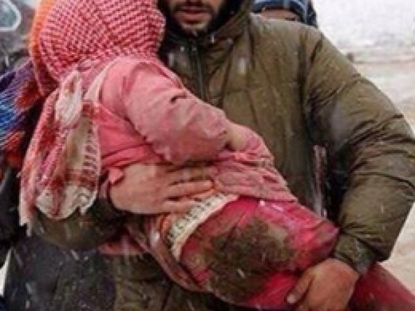 Irak'tan gelen çocuk donarak öldü