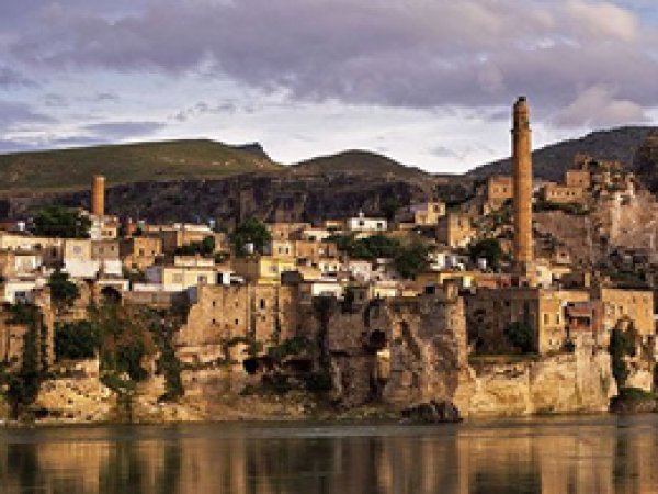'Türkiye Hasankeyf'i aday göstermedi'