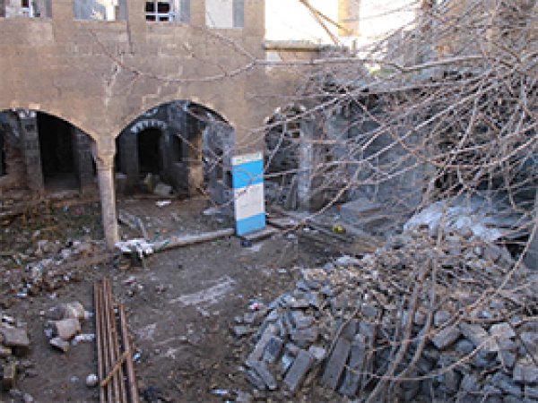 Diyarbakır'ın kültürel mirası yok oluyor