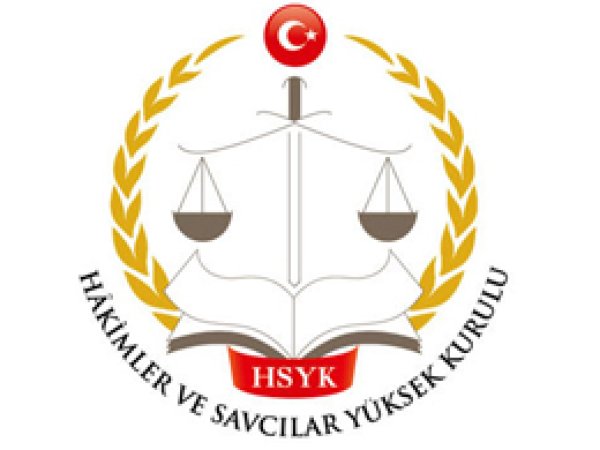 Hakim ve savcıların terfileri durduruldu