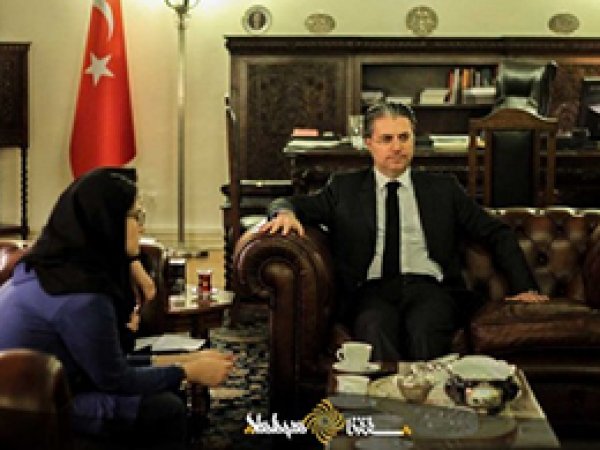 Tahran elçisi Tekin: Gelecek karanlık