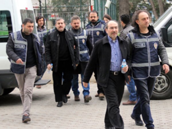 Samsun'da FETÖ/PDY'ye operasyon