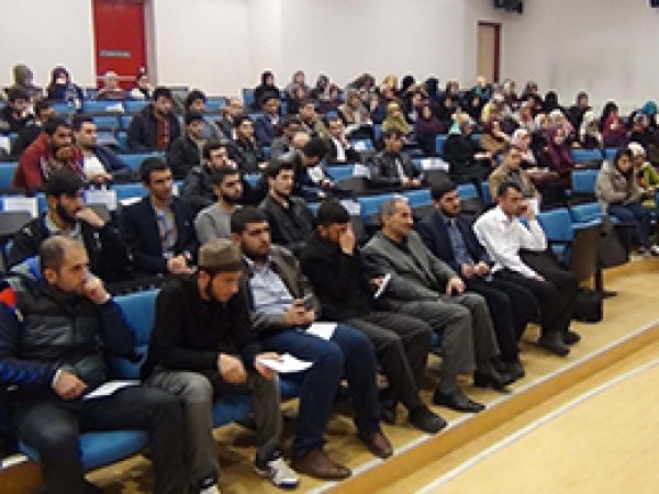 GAÜN'de 'Şehadet Mevsimi' konferansı
