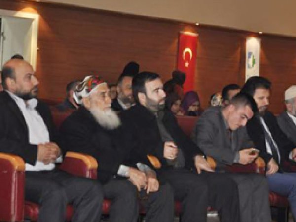 İzmit'te Şehidler yâd edildi