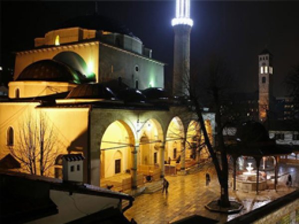 'Dünyada elektriği ilk kullanan cami'