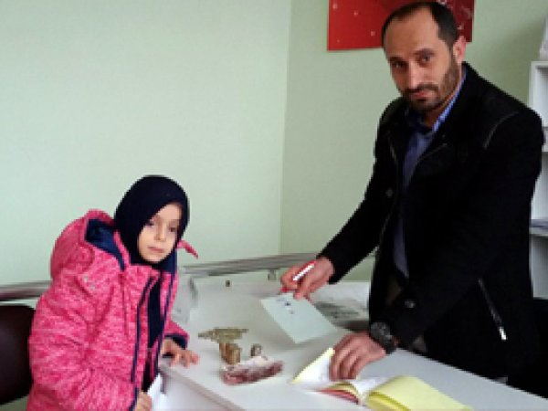 Minik kızdan örnek cömertlik