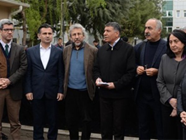 JİNHA muhabirine Kemalistlerden destek