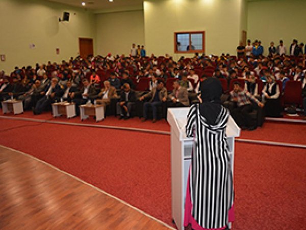 Lise öğrencilerinden Kutlu Doğum etkinliği