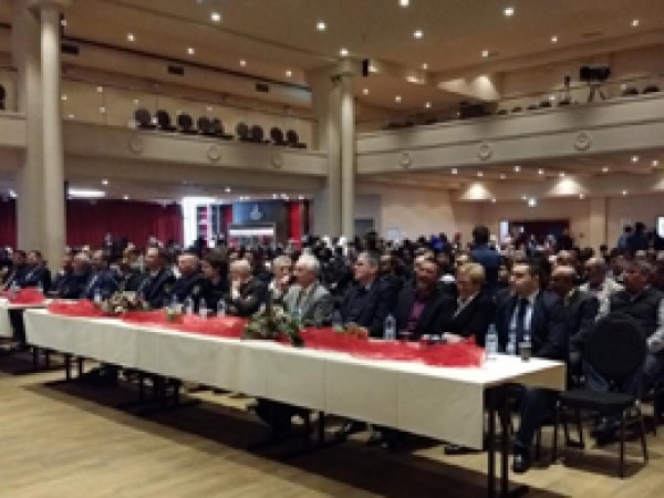 Almanya'da farklı inançlar Kutlu Doğumda buluştu