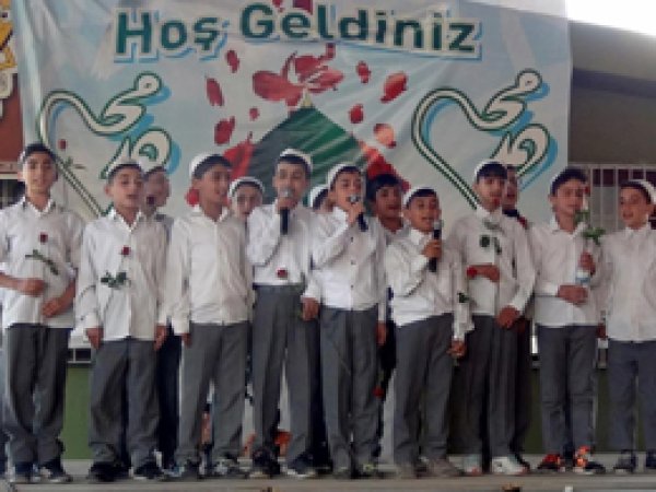 Öğrencilerden Kutlu Doğum etkinliği