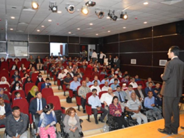 'Biz birbirimizin imtihanıyız'