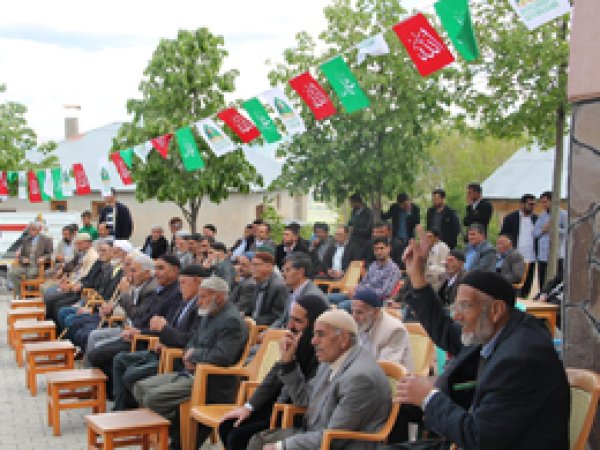 Yasin Börü'nün köyünde Kutlu Doğum etkinliği