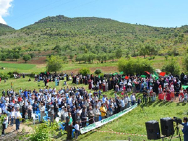 'Şer odakları istemese de bu kervan yürüyecektir'