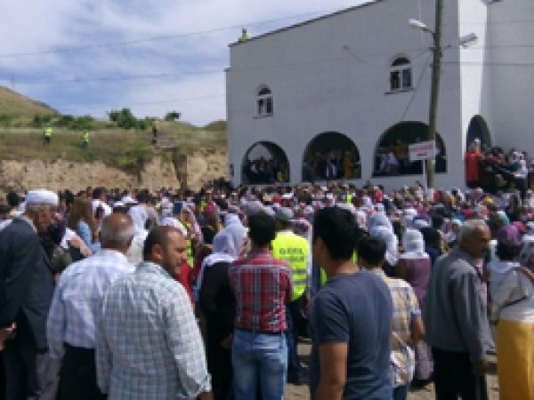 Şeyh Halid türbesine ziyaretçi akını