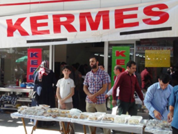 Şura Der’den ihtiyaç sahipleri yararına kermes