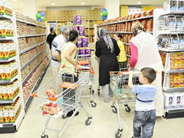 Beykoz'da 'Sosyal Market' açıldı