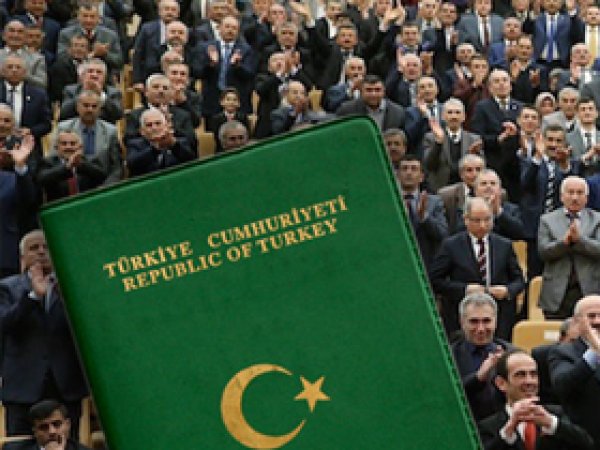 Muhtarlara 'yeşil pasaport' teklifi