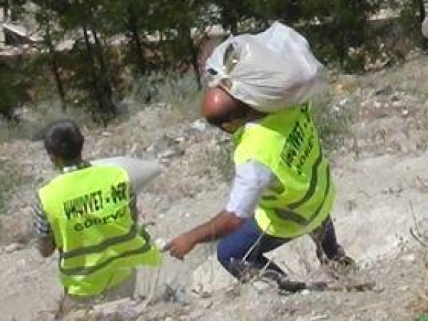Umut Kervanı'ndan muhtaçlara yardım
