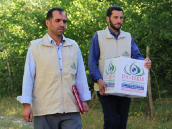 IHO EBRAR Van'da yetimlere yardım ulaştırdı